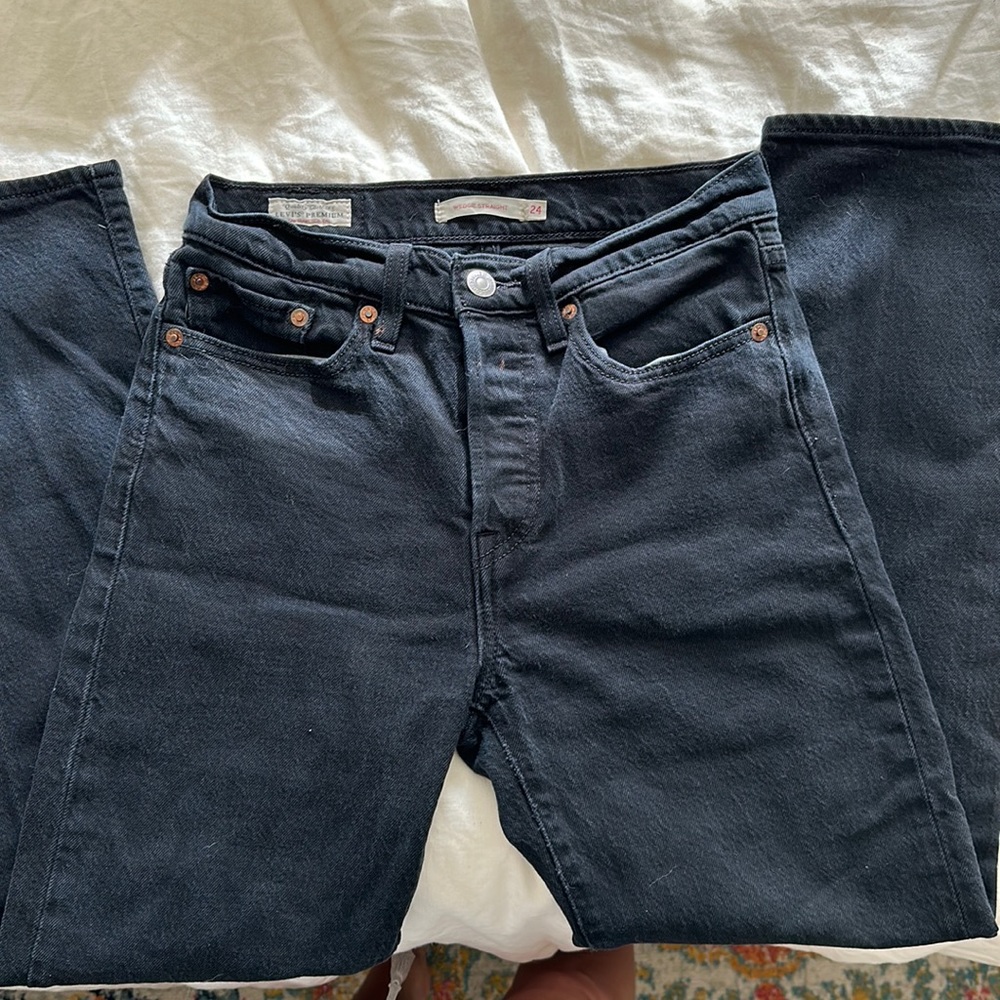 Levi’s premium wedgie straight womens 24